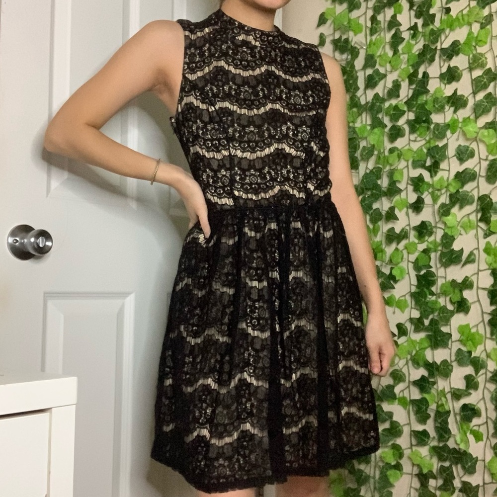 city triangles black lace dress